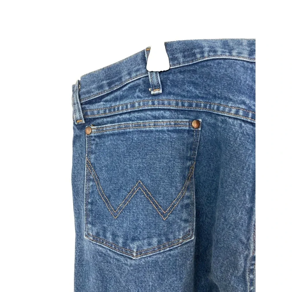 Men's Wrangler Cowboy Cut Jeans 13MWZ Medium Wash Blue Size 40x30
